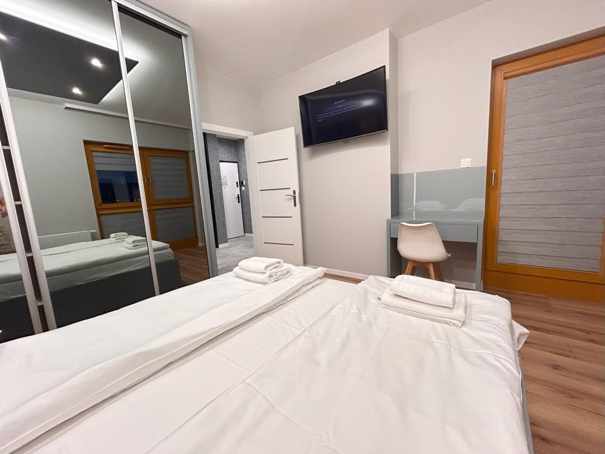 Apartmentprestige Central Station Kraków Exteriör bild